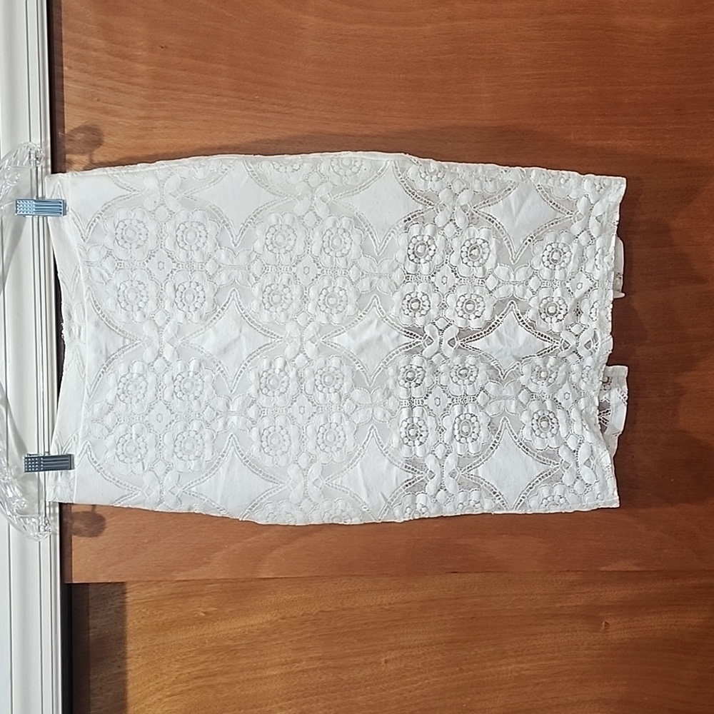 White lace skirt